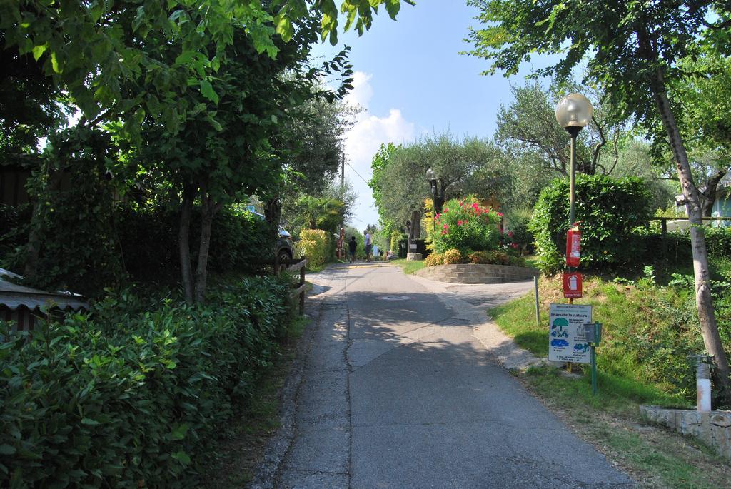 Camping Porto Srl Ξενοδοχείο Moniga del Garda Εξωτερικό φωτογραφία