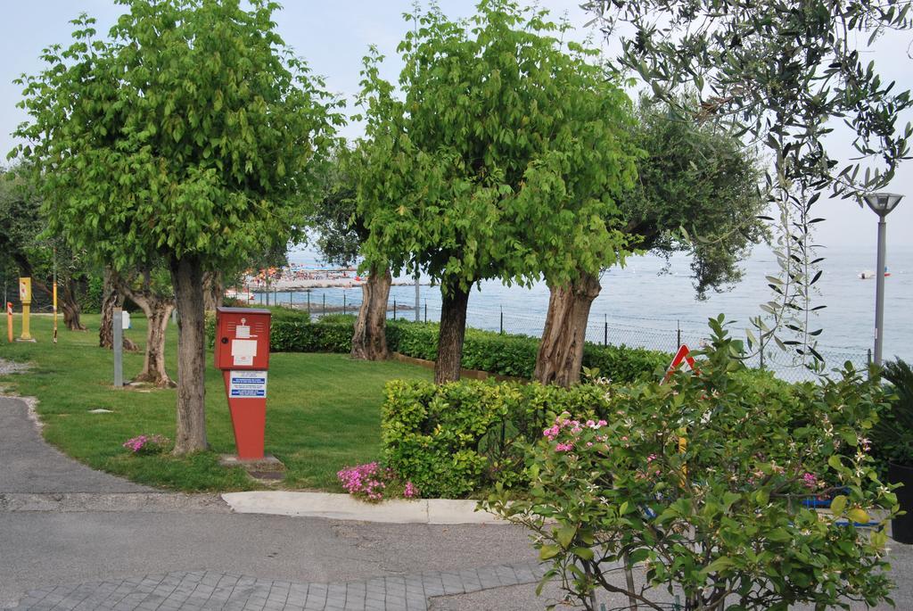 Camping Porto Srl Ξενοδοχείο Moniga del Garda Εξωτερικό φωτογραφία